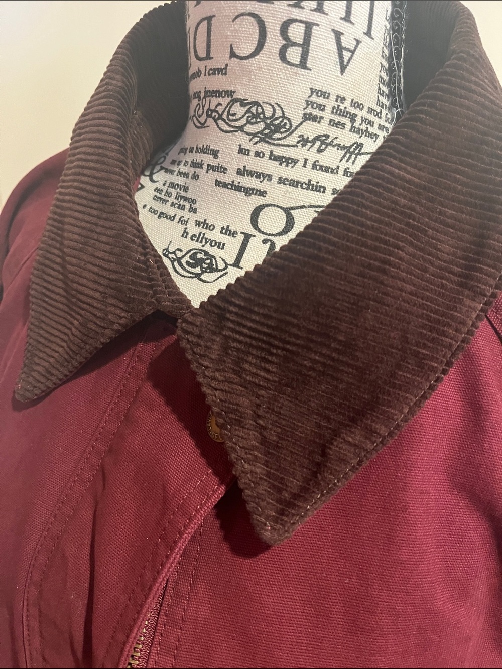 Levi's Utility barn coat jacket in wine color, with Brown Corduroy Collar - Picture 9 of 10